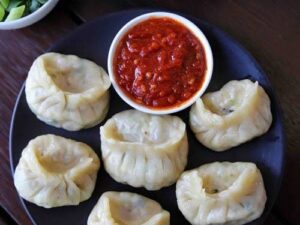 Paneer Momos steamed ( 6 pieces )