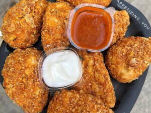 Paneer crispy Momos ( 6 pieces )