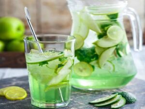 Green apple mojito